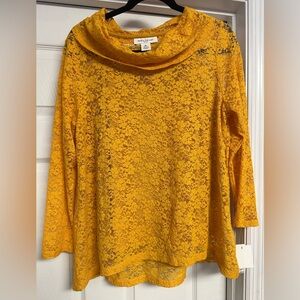 Skye’s The Limit Petite Large 
Color: Marigold